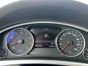 VW Touareg * NAVIGATION| PARKING SENSORS * CARFAX , снимка 12 - Автомобили и джипове - 53695798