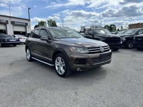 VW Touareg * NAVIGATION| PARKING SENSORS * CARFAX , снимка 8 - Автомобили и джипове - 53695798