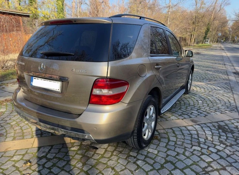 Mercedes-Benz ML 320, снимка 6 - Автомобили и джипове - 43375223