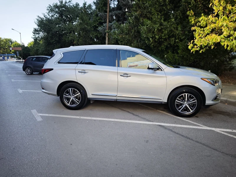 Infiniti QX60, снимка 3 - Автомобили и джипове - 47406639