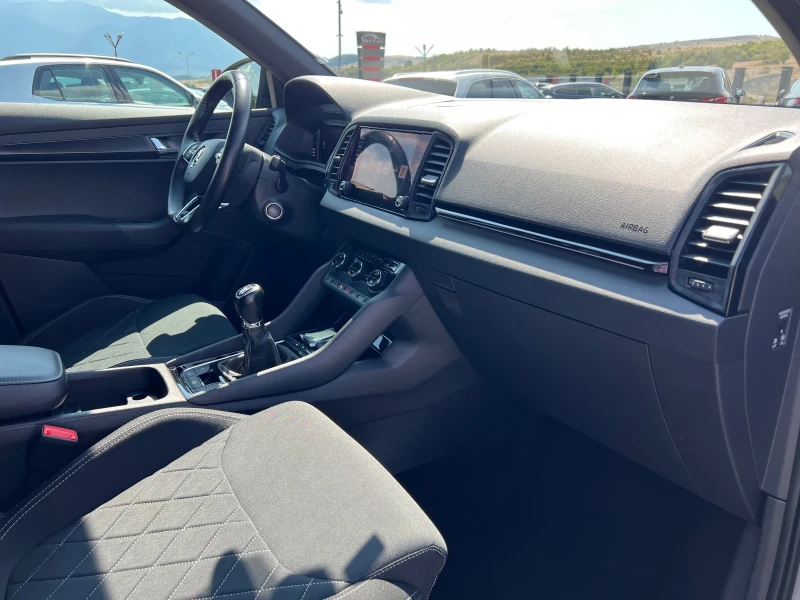 Skoda Karoq 2.0 TDI* Sport Line* Full* , снимка 15 - Автомобили и джипове - 51700341