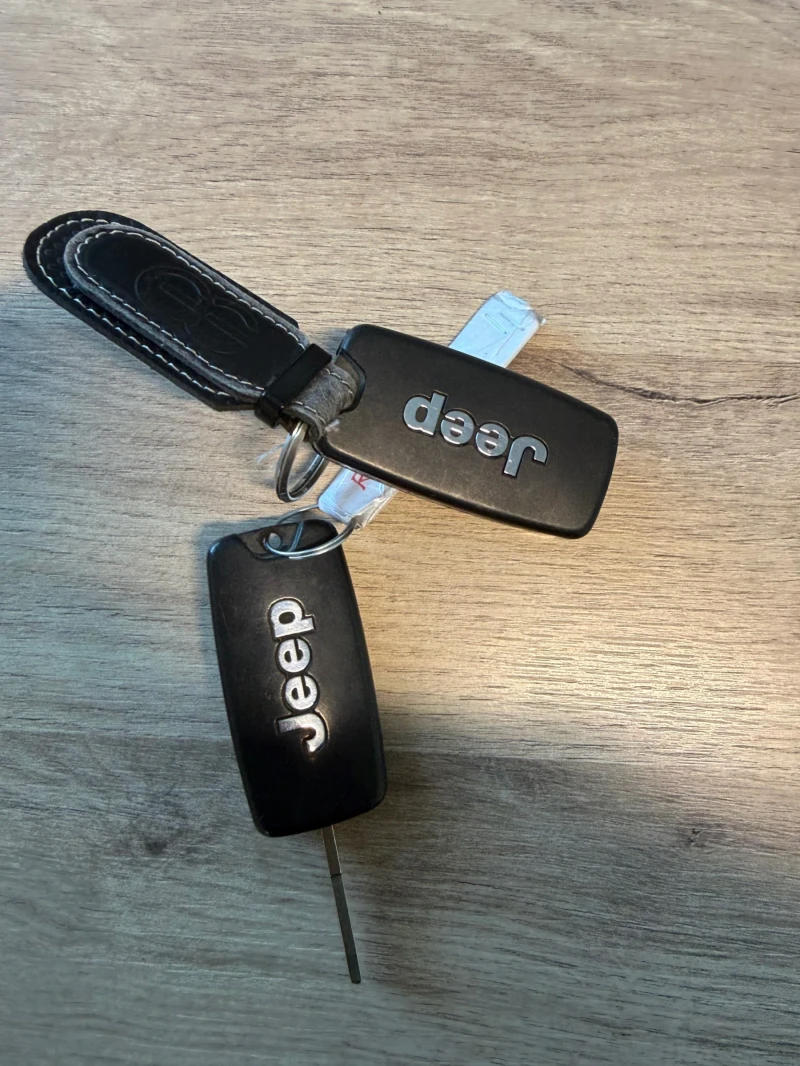 Jeep Renegade Газ-Бензин, снимка 13 - Автомобили и джипове - 53194166