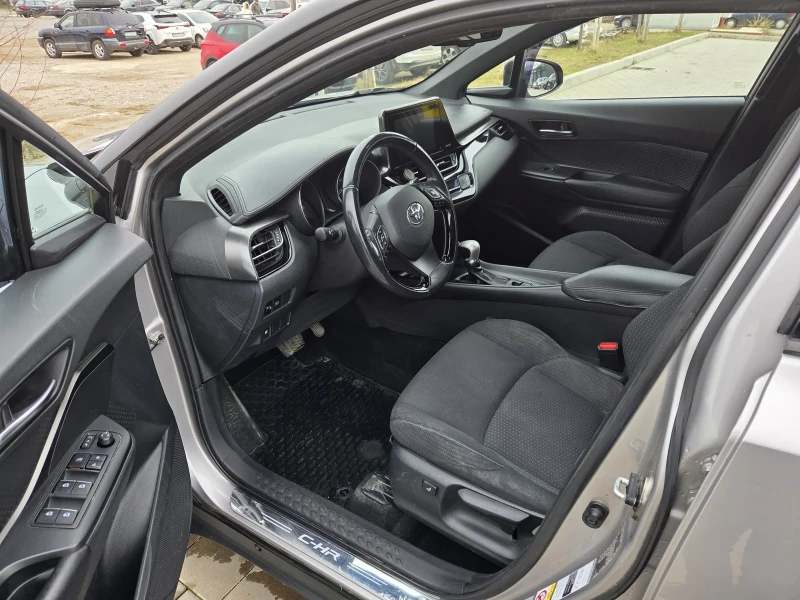 Toyota C-HR, снимка 6 - Автомобили и джипове - 53581316