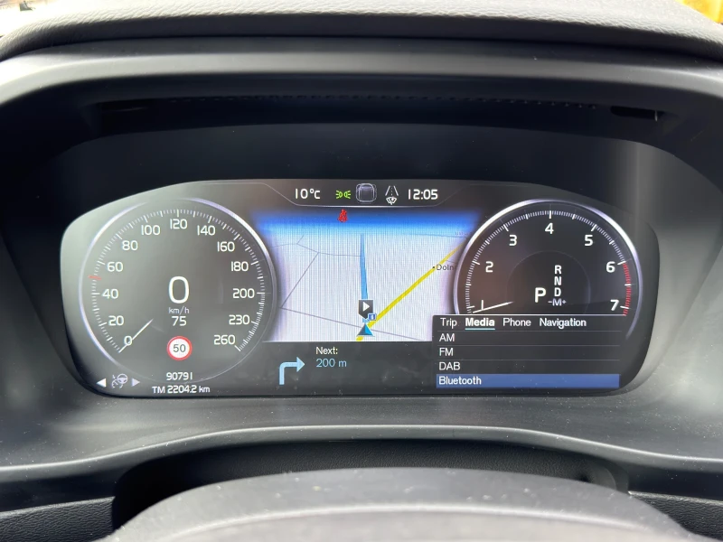 Volvo XC40 91000км, снимка 10 - Автомобили и джипове - 53587301