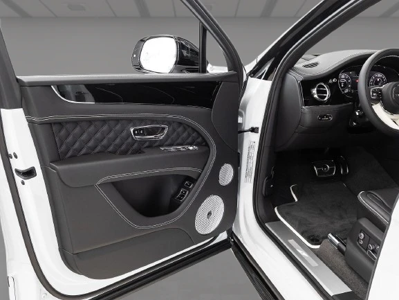Bentley Bentayga V8 = Styling Specification = Гаранция, снимка 5 - Автомобили и джипове - 52883253