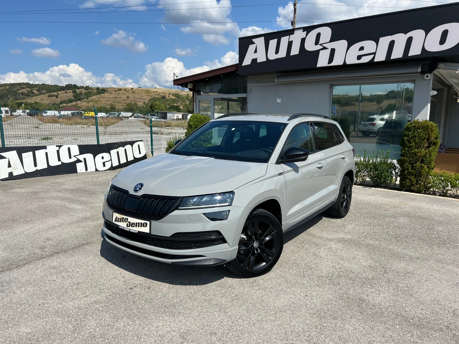 Skoda Karoq 2.0 TDI* Sport Line* Full* , снимка 1