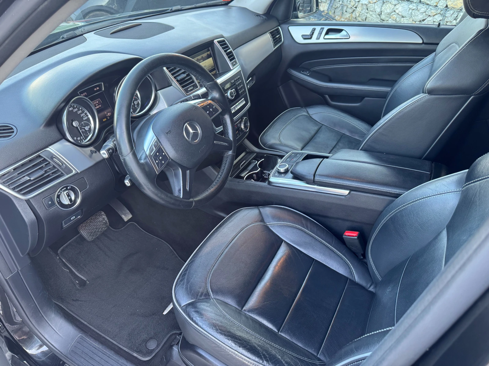 Mercedes-Benz ML 350 3.0/BLUETEC/258HP/7G-TRONIC/DISTRONIC/ECO/LED - изображение 7