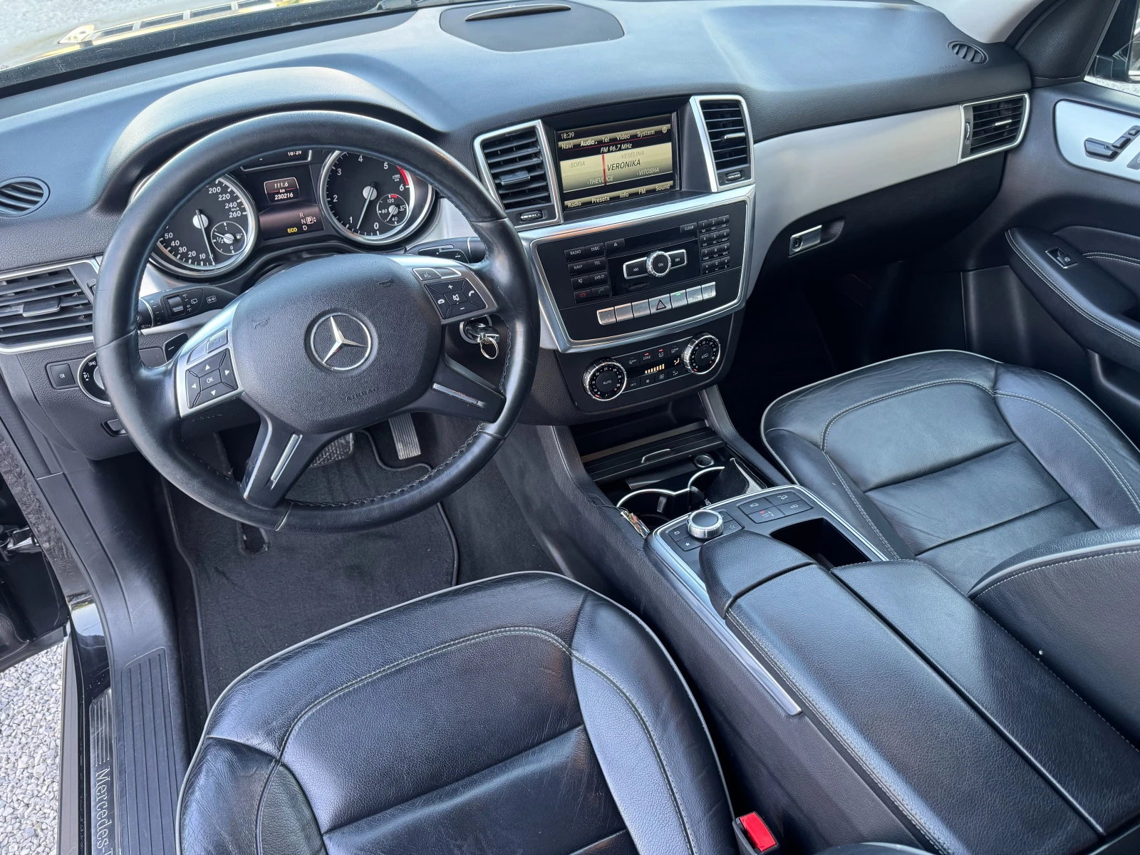 Mercedes-Benz ML 350 3.0/BLUETEC/258HP/7G-TRONIC/DISTRONIC/ECO/LED - изображение 8