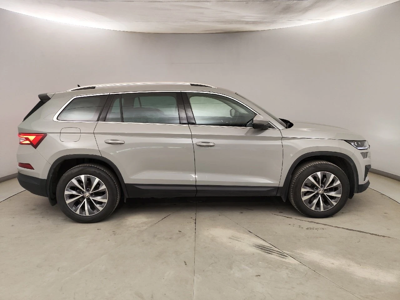 Skoda Kodiaq 2.0 TDI - изображение 3