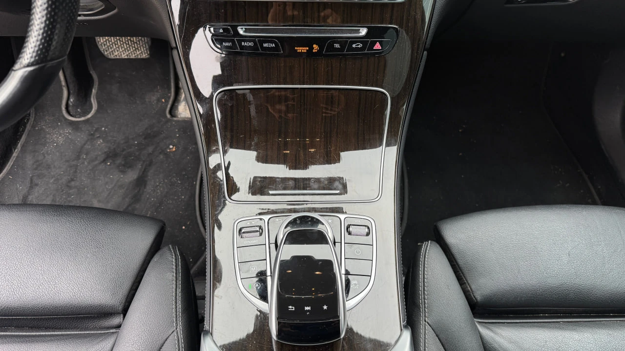 Mercedes-Benz GLC 300 * АВТО КРЕДИТ* ЦЕНА ДО БГ * СЕРВИЗНА ИСТОРИЯ *  - изображение 10