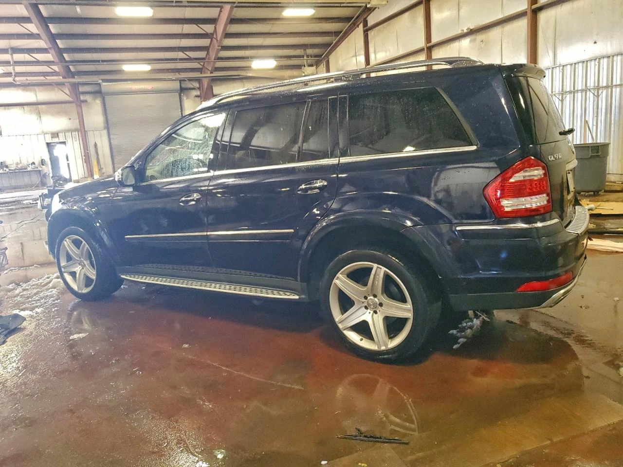 Mercedes-Benz GL 550 4MATIC* ОБДУХВАНЕ/ПОДГРЕВ* 7-МЕСТА* ЕЛ.СЕДАЛКИ*  - изображение 6