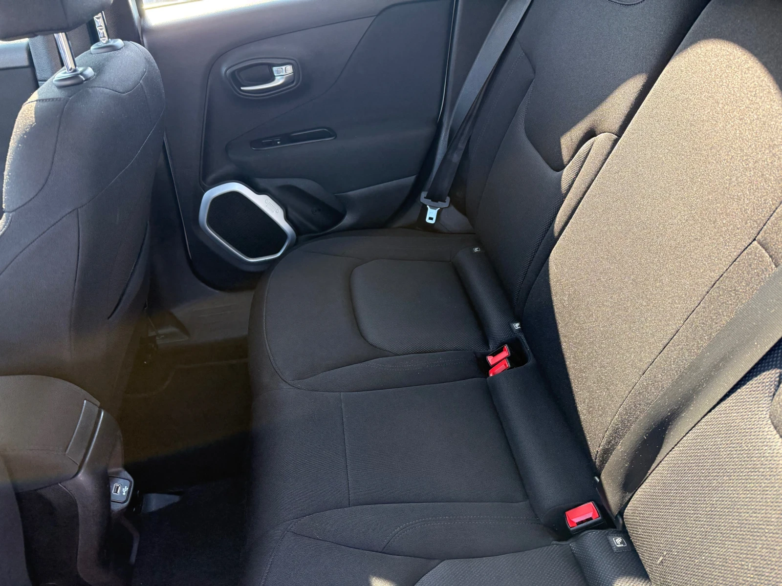 Jeep Renegade ���-������ | Mobile.bg � ����������� 11