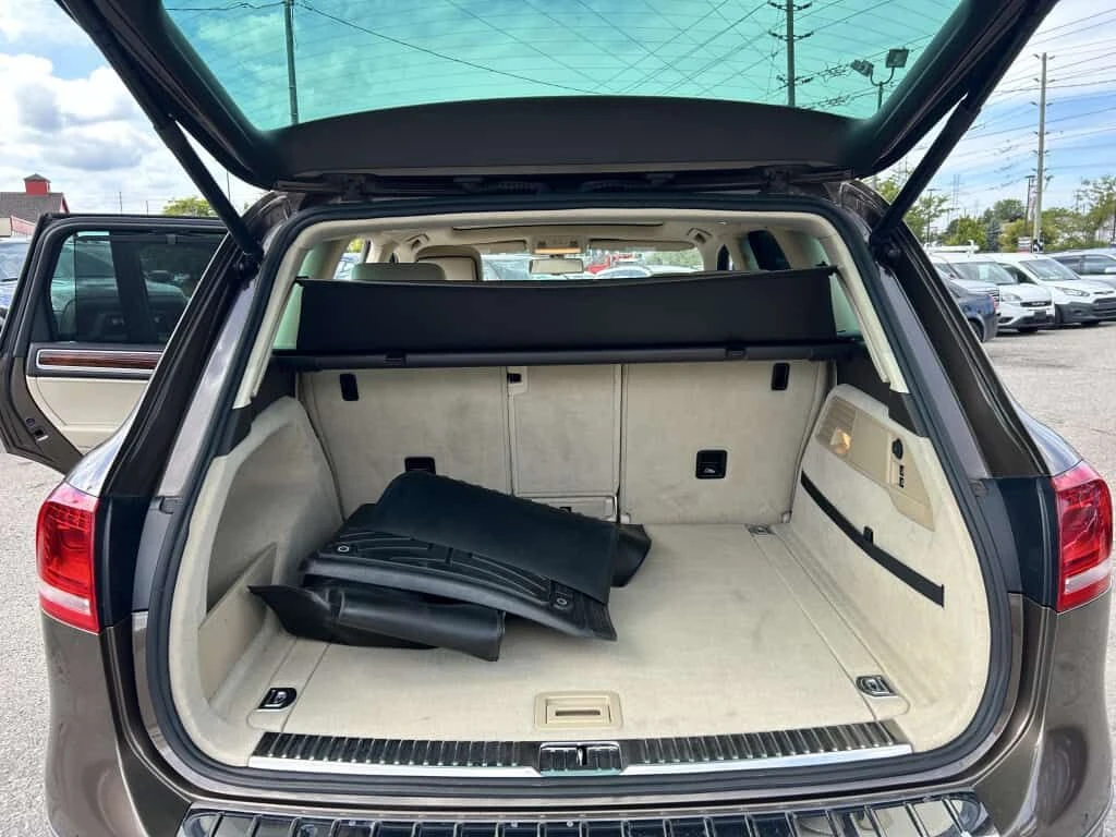 VW Touareg * NAVIGATION| PARKING SENSORS * CARFAX  | Mobile.bg � ����������� 16