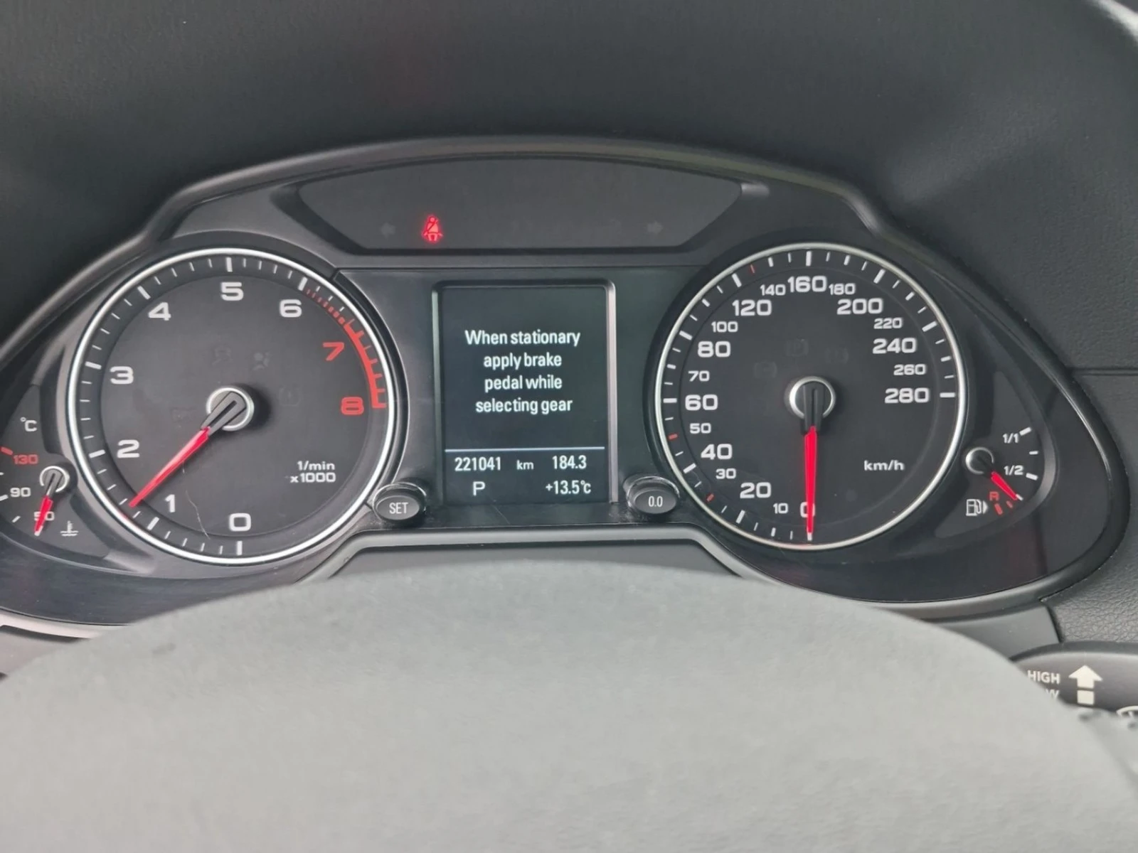 Audi Q5 2.0T* TECHNIK* AWD* АвтоКредит* (ЦЕНА ДО БГ), снимка 9 - Автомобили и джипове - 54273153