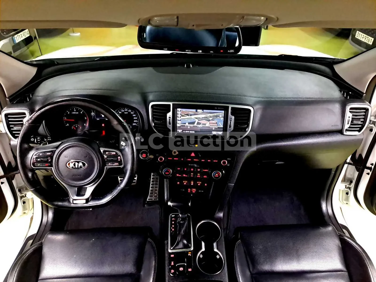 Kia Sportage 4x4| КАМЕРА| ОБДУХВАНЕ| ПОДГРЕВ| ВКЛ.ТЕХНОТЕСТ, снимка 4 - Автомобили и джипове - 55033873