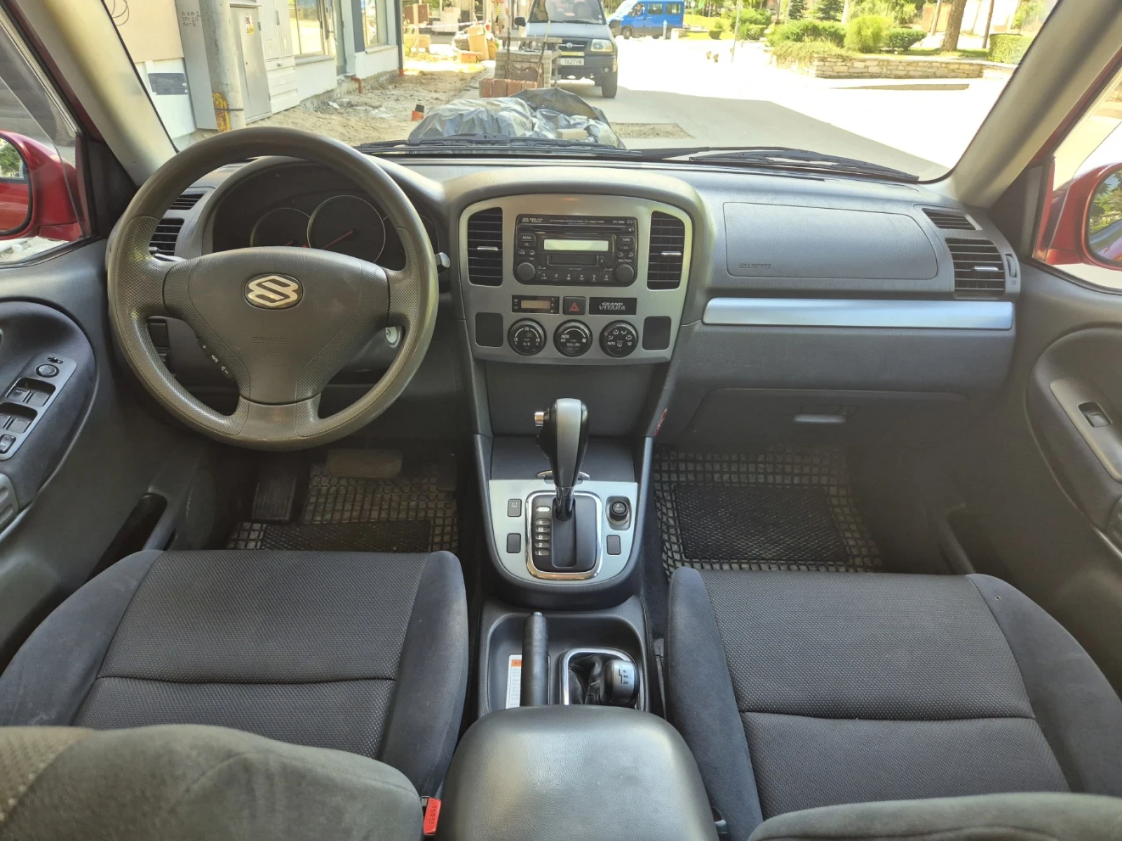 Suzuki Grand vitara Джип, снимка 8 - Автомобили и джипове - 55092736