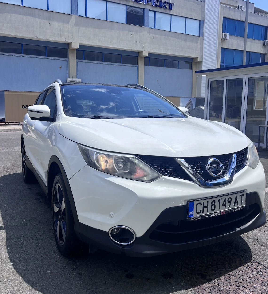 Nissan Qashqai 1.5 dCi 110 к. с., снимка 4 - Автомобили и джипове - 55576184