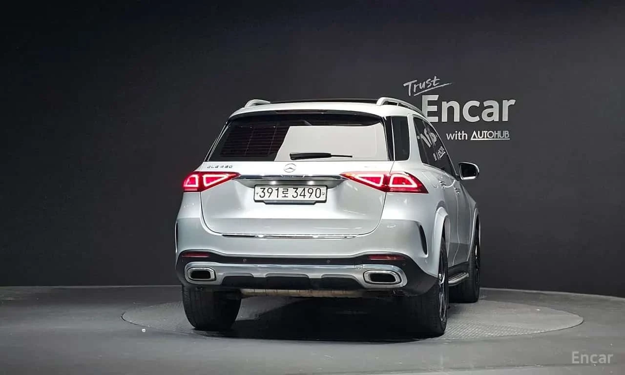Mercedes-Benz GLE 450 * HEAD UP * МАСАЖИ * ОБДУХВАНЕ * ФИКСИРАНА ЦЕНА * , снимка 4 - Автомобили и джипове - 56225034
