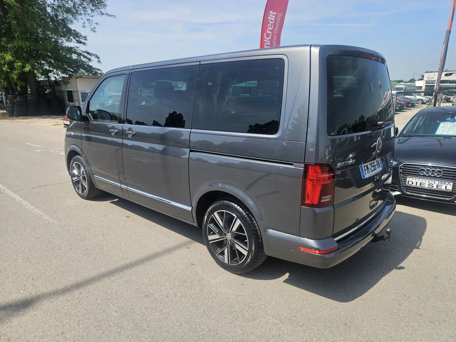 VW Multivan 2.0 tdi  200 k.c. MULTIVAN -  HIGHLINE, снимка 5 - Бусове и автобуси - 54818880