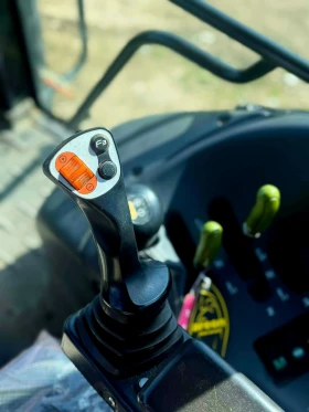 Трактор Claas ARION 420 CIS, снимка 9