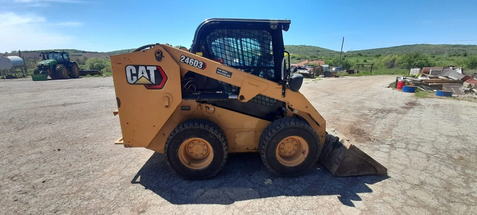Мини челни товарачи Cat 246D3, снимка 5 - Индустриална техника - 55352728
