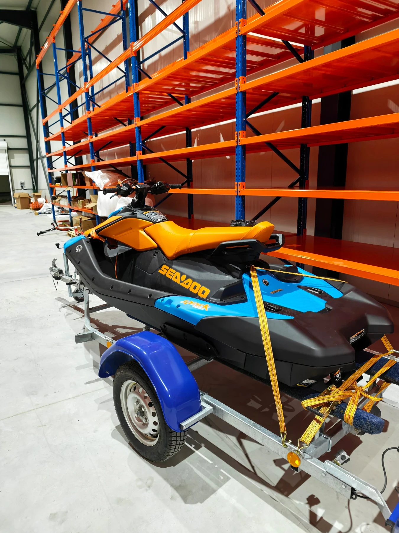 Джет Bombardier Sea Doo Spark Trixx 3UP 2026 , снимка 2 - Воден транспорт - 55437146
