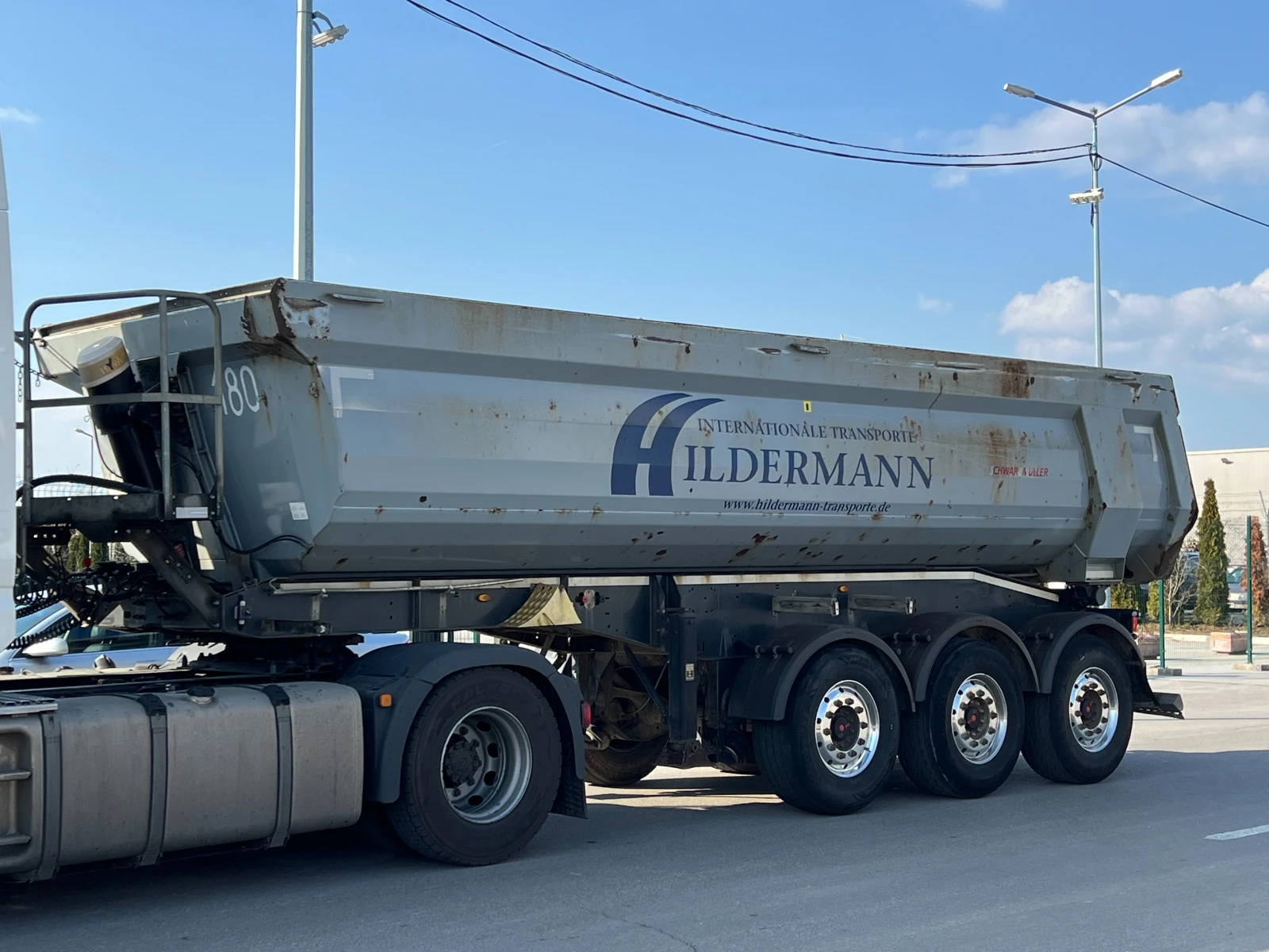 Полуремарке Schwarzmuller 6050кг, 25м3, ALCOA, боге, снимка 2 - Ремаркета - 53736309