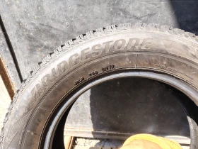Гуми Зимни 215/65R17, снимка 4