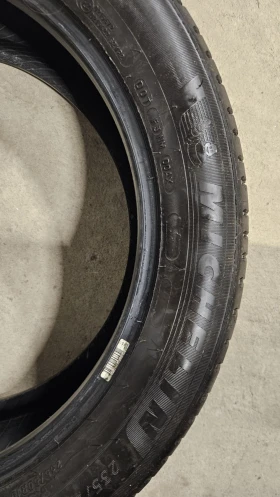 Гуми Летни 235/50R19, снимка 4 - Гуми и джанти - 53596259