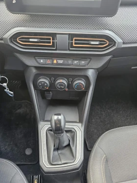 Dacia Sandero 1.0 TCe 90 Stop&Start EDC, снимка 9