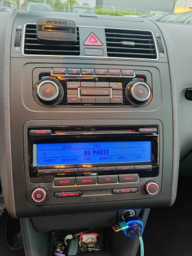 VW Touran 2.0, 140к.с.highline, снимка 11