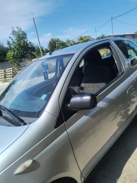 Toyota Yaris, снимка 3