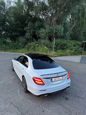 Mercedes-Benz E 300 AMG LINE  FULL! 245К.С ПАНОРАМА, БУРМЕСТЕР, снимка 7