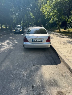 Обява за продажба на Mercedes-Benz E 220 Мерцедес Е Класа / W211 / ПЕРФЕКТНО СЪСТОЯНИЕ  ~8 999 лв. - изображение 2