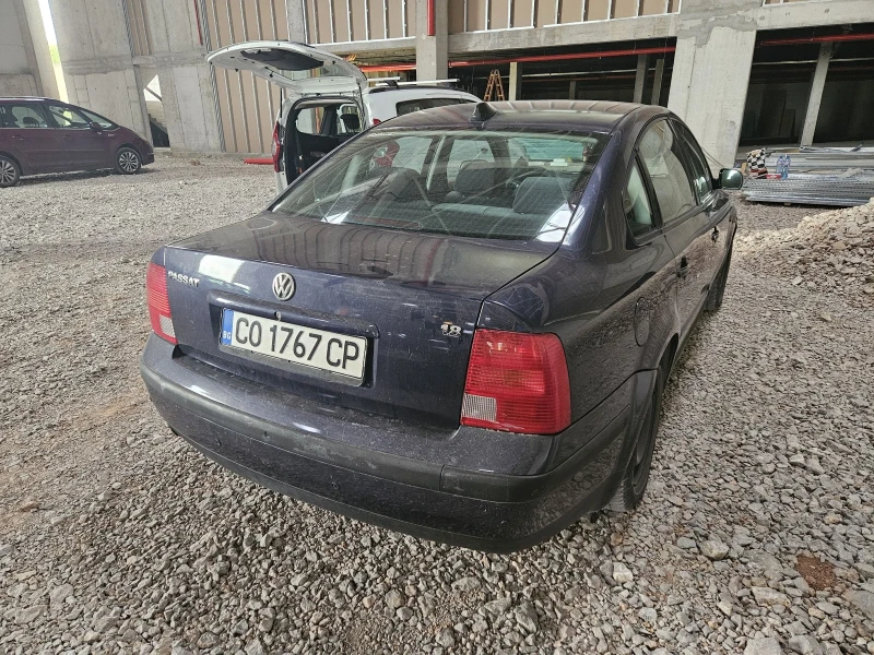 VW Passat 1.8 ADR, снимка 3 - Автомобили и джипове - 47187739