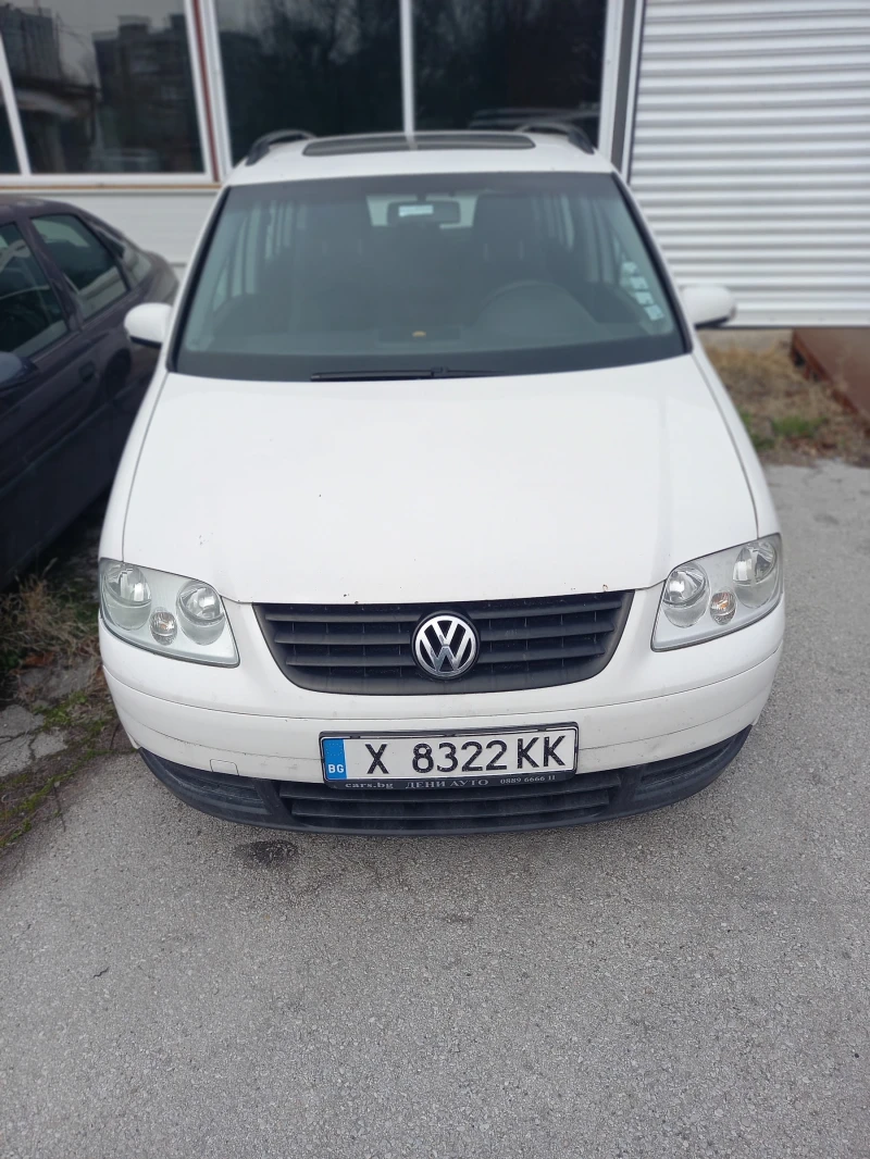 VW Touran, снимка 1 - Автомобили и джипове - 47355650