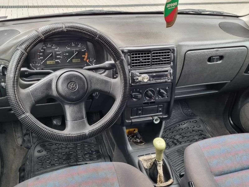 VW Polo 1, 4i, снимка 11 - Автомобили и джипове - 47408212