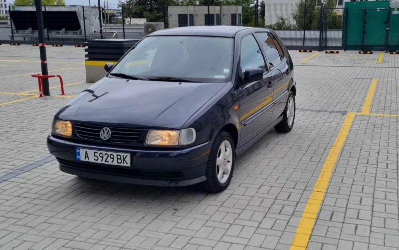 VW Polo 1, 4i, снимка 1 - Автомобили и джипове - 47408212