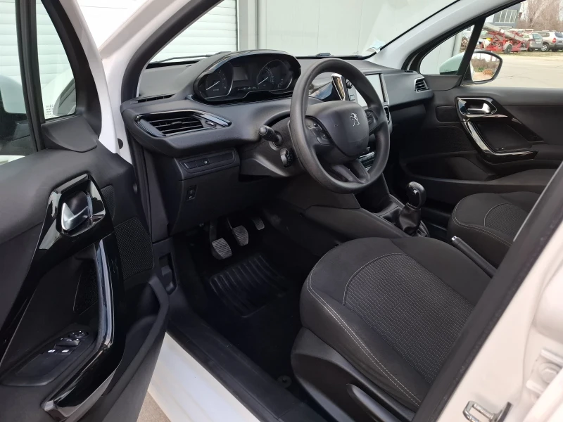 Peugeot 208 1.5 hdi navi, снимка 7 - Автомобили и джипове - 49017128