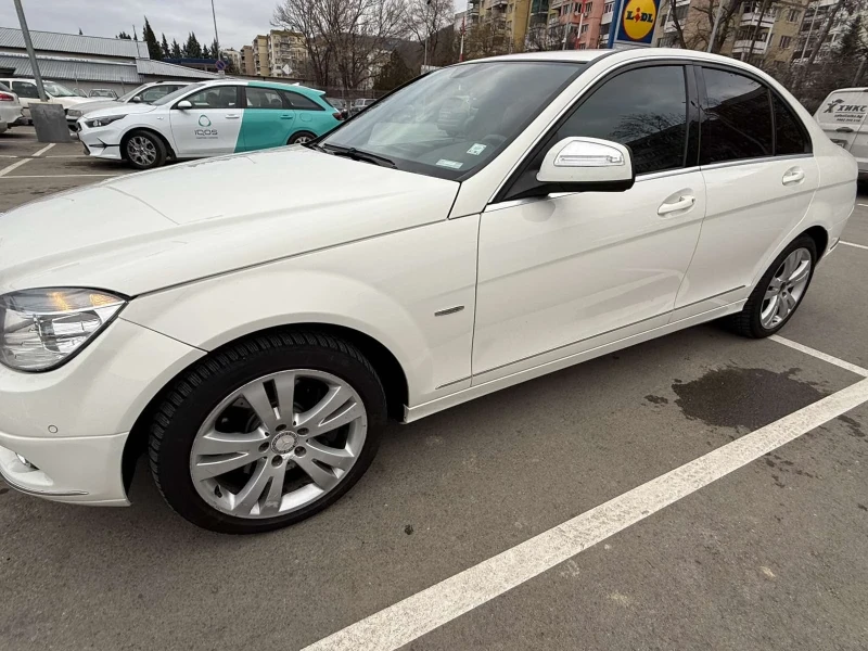 Mercedes-Benz C 320, снимка 5 - Автомобили и джипове - 49020603