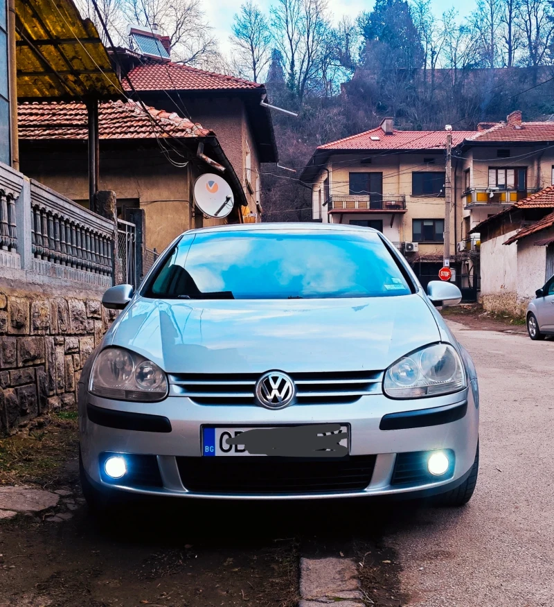 VW Golf 1.6 benzin gsz, снимка 3 - Автомобили и джипове - 49535193