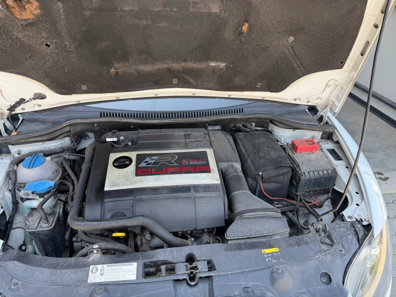 Seat Leon CUPRA R, снимка 9 - Автомобили и джипове - 52450121
