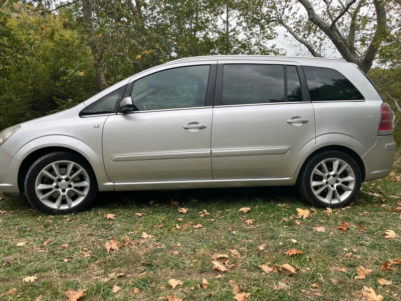 Opel Zafira, снимка 4 - Автомобили и джипове - 51867277