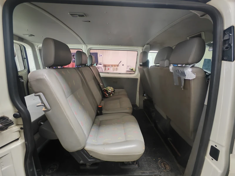 VW Multivan, снимка 12 - Автомобили и джипове - 52009484