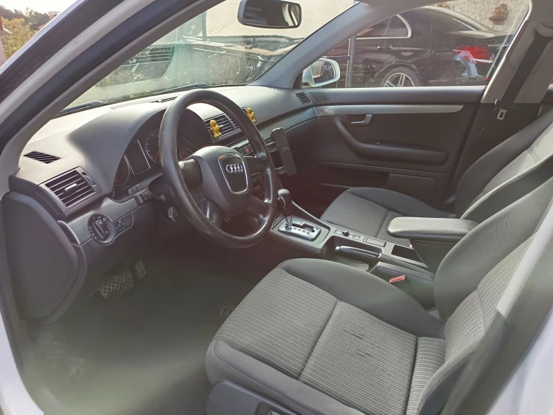 Audi A4, снимка 3 - Автомобили и джипове - 52422605