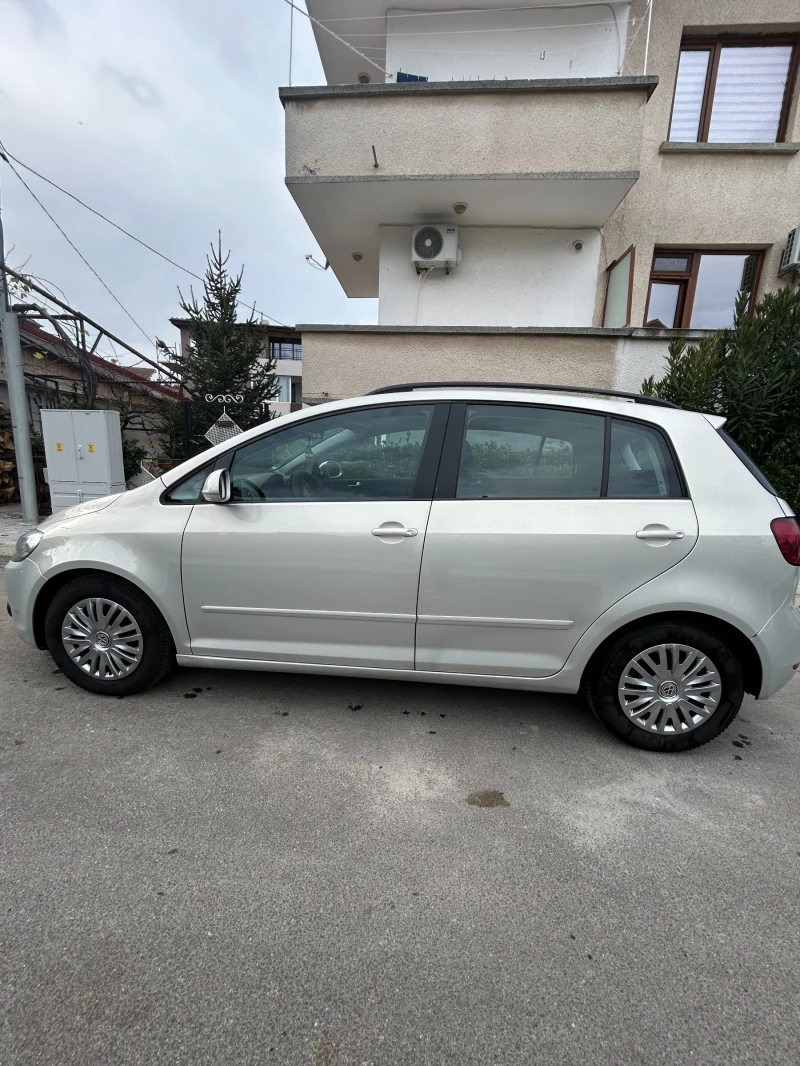 VW Golf Plus, снимка 2 - Автомобили и джипове - 52482551