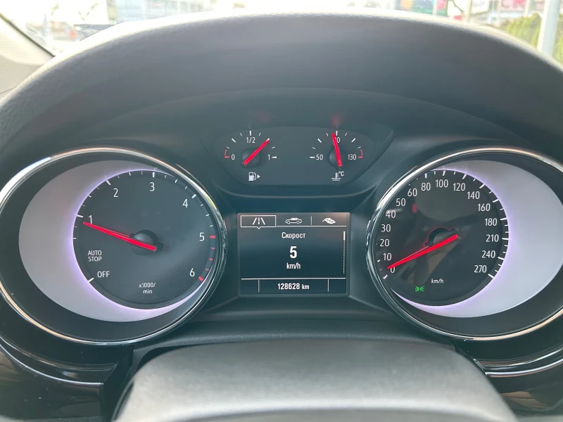 Opel Astra, снимка 13 - Автомобили и джипове - 52856641