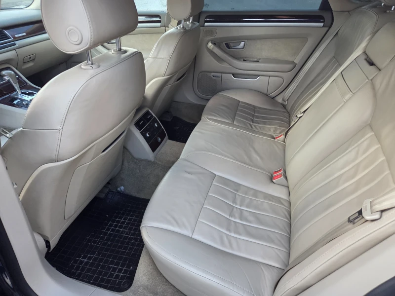 Audi A8, снимка 7 - Автомобили и джипове - 52882585