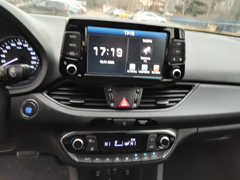 Hyundai I30 1, 6d 110ps AUTOMATIC, снимка 8 - Автомобили и джипове - 53020296