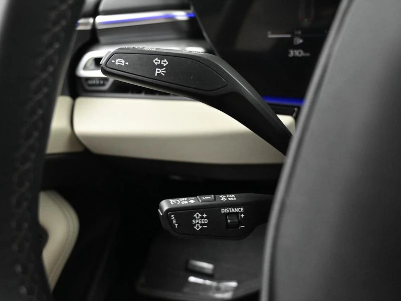Audi A5 2.0 DYY Automatic, снимка 14 - Автомобили и джипове - 55960318